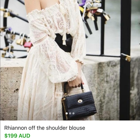 Blouse Spell - Picture 1 of 4